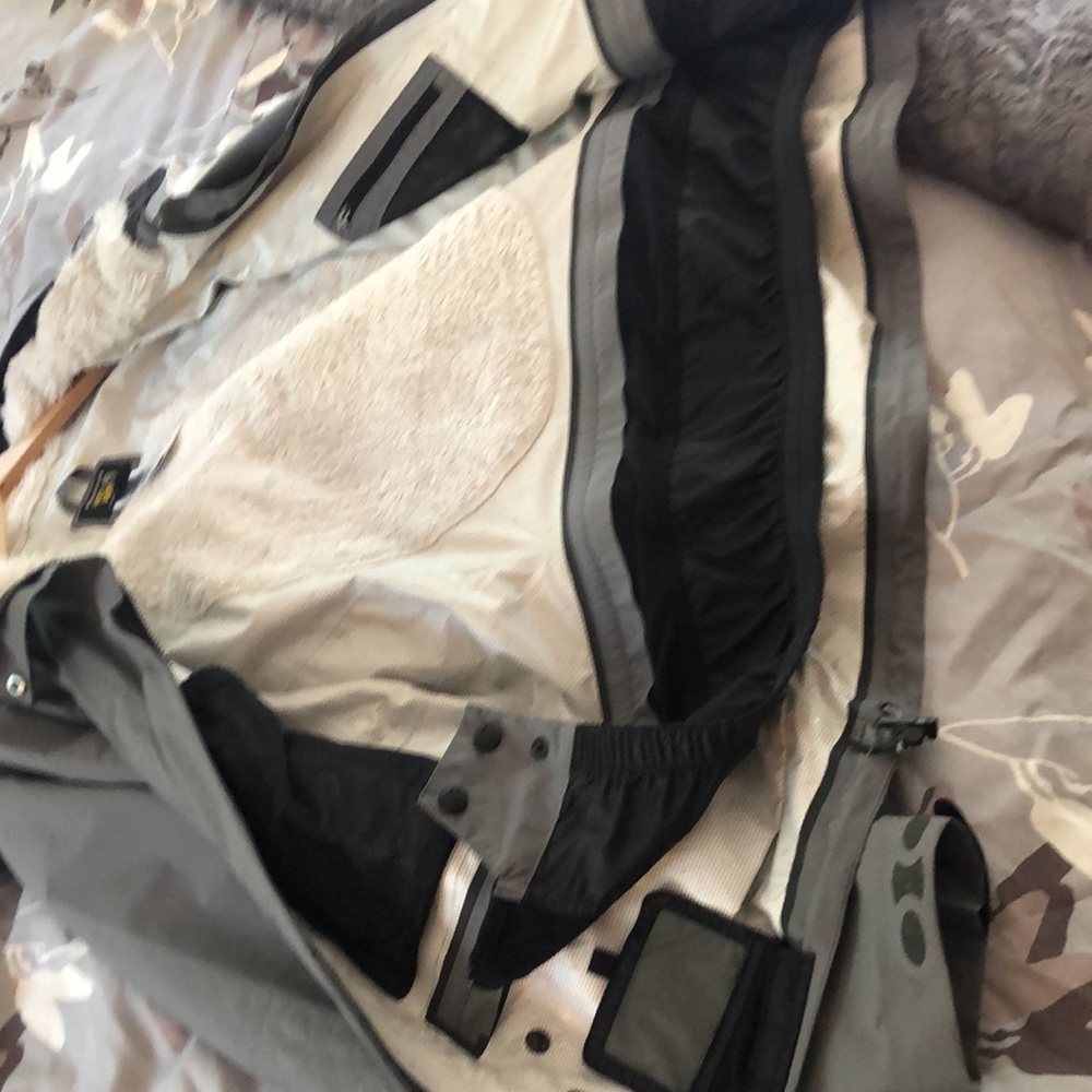 Mountain Hardware Jacket - image 7